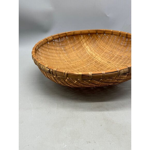 Handwoven Bamboo Basket Round Woven Serving Tray Natural Decor 15"X5"Used READ - Picture 3 of 6